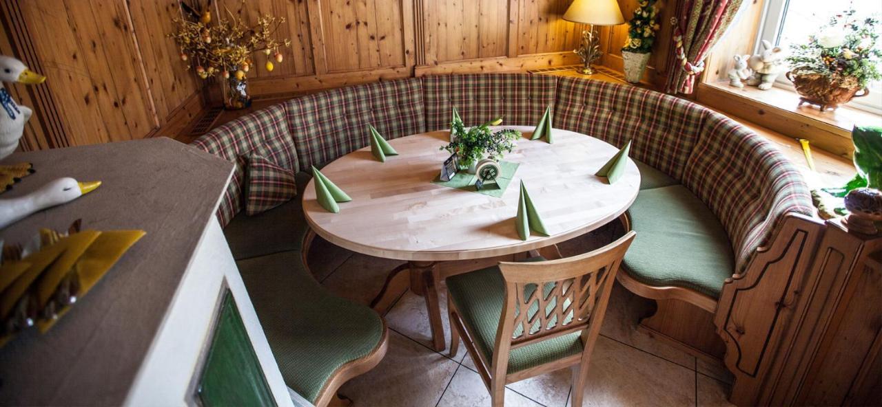 Landhotel Gasthof Huber Merching エクステリア 写真