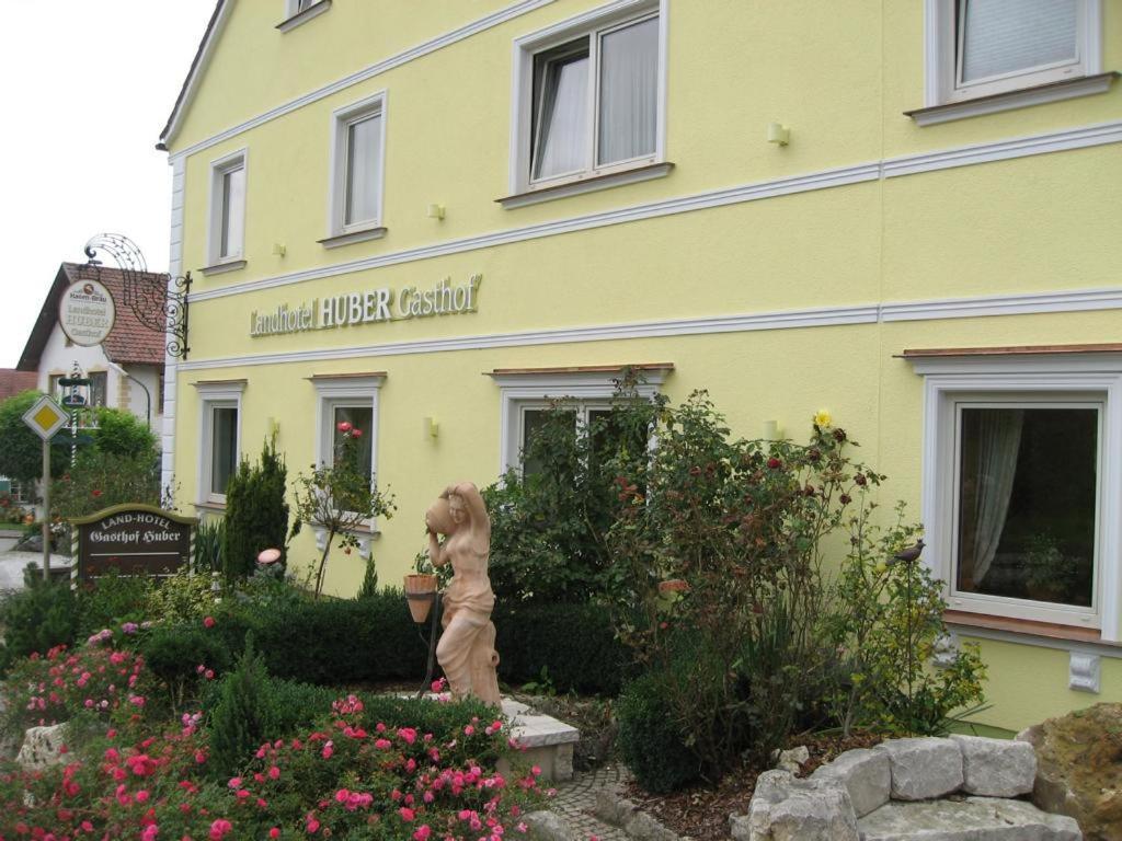 Landhotel Gasthof Huber Merching エクステリア 写真