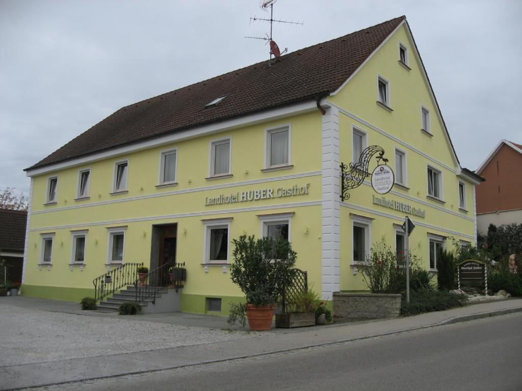 Landhotel Gasthof Huber Merching エクステリア 写真