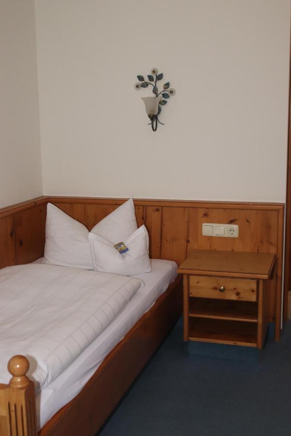 Landhotel Gasthof Huber Merching エクステリア 写真