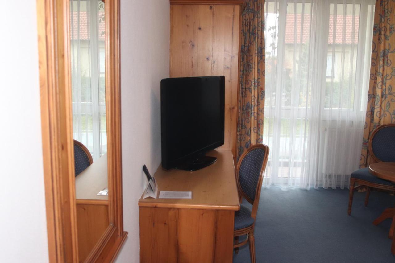 Landhotel Gasthof Huber Merching エクステリア 写真